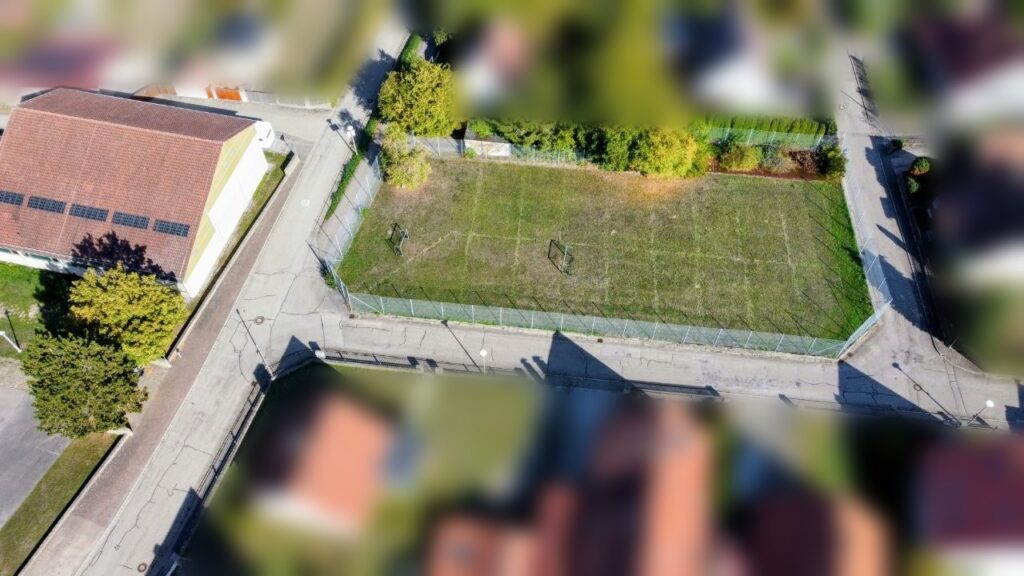 Alter Schulsportplatz ist wieder offen